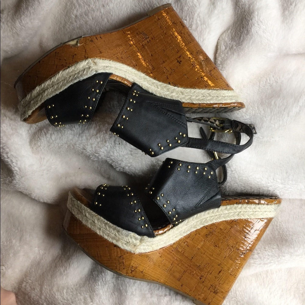 jessica simpson black wedges